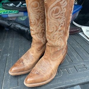 Women’s Shyanne cowboy boots